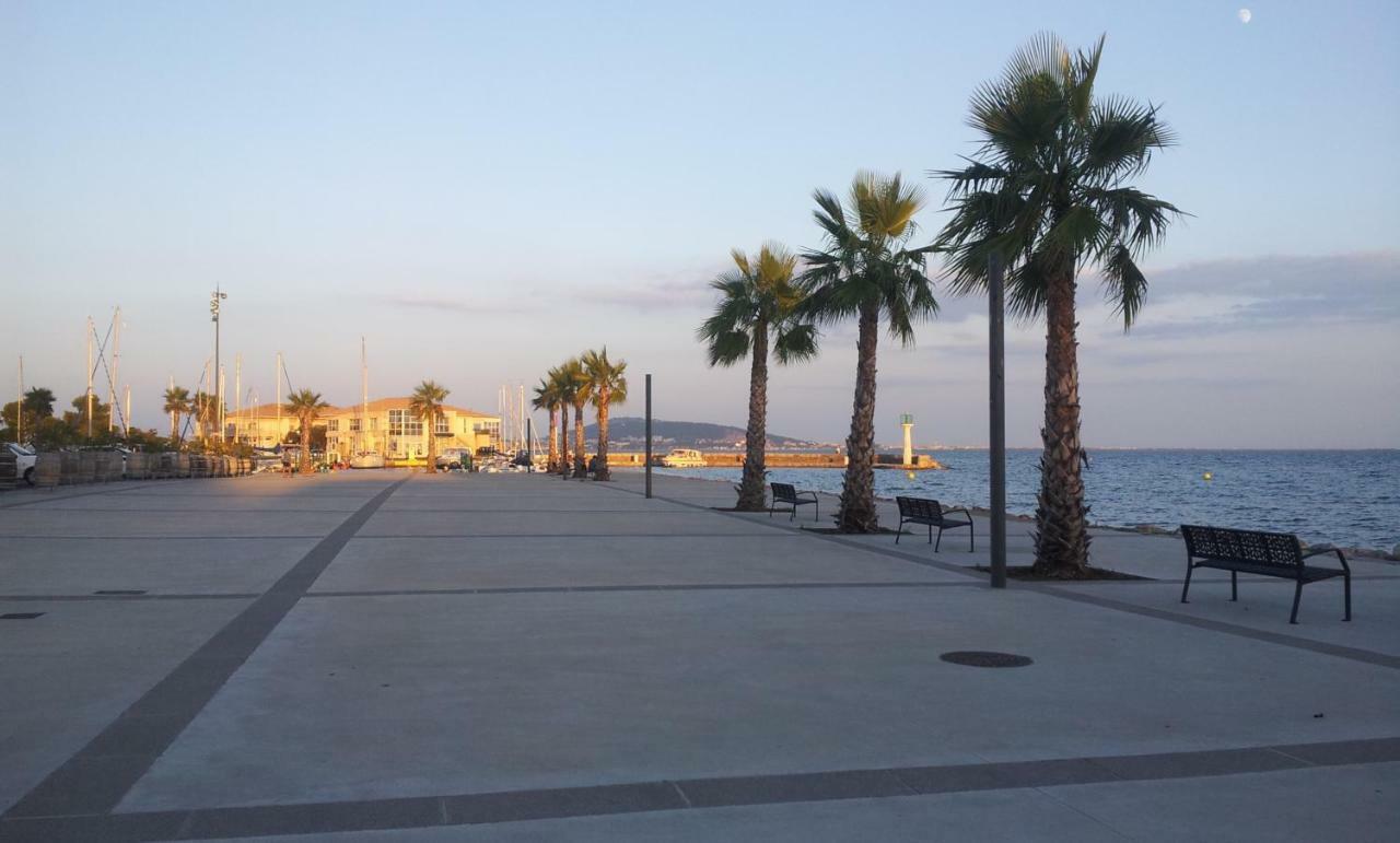 דירות Mèze Port Mezua מראה חיצוני תמונה
